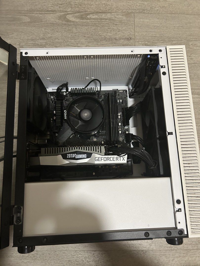 White Gaming PC467638223405076481