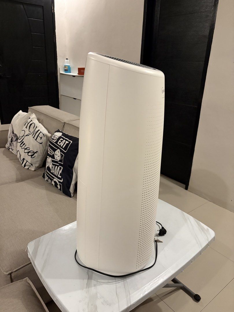 Winix Tower Air Purifier (Made in Korea) – High-End Appliance (Category: Air Purifiers & Dehumidifiers) located in Santa Cruz, Pampanga. Submitted by fastmountain-b80bbc (Listing ID 1440741121, Image 2). Description: Condition: 100% working, napakaganda at makinis. Sobrang tibay dahil gawang Korea, hindi tulad ng mga mumurahing brand. Features: All-in-One True HEPA Filter na may PlasmaWave Technology (napakagaling mag-alis ng virus, bacteria, mas