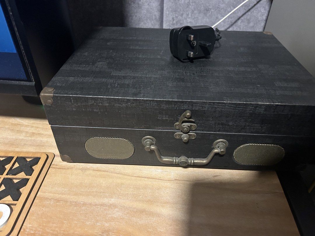 Wockoder Record Player with Built-in Speakers467624313824235521