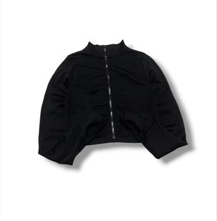 (Category: ) located in . Submitted by sanjisthrift (Listing ID 1440648956, Image 1). Description: .