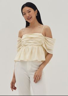 (Category: ) located in . Submitted by clearourcloset (Listing ID 1440698971, Image 1). Description: .