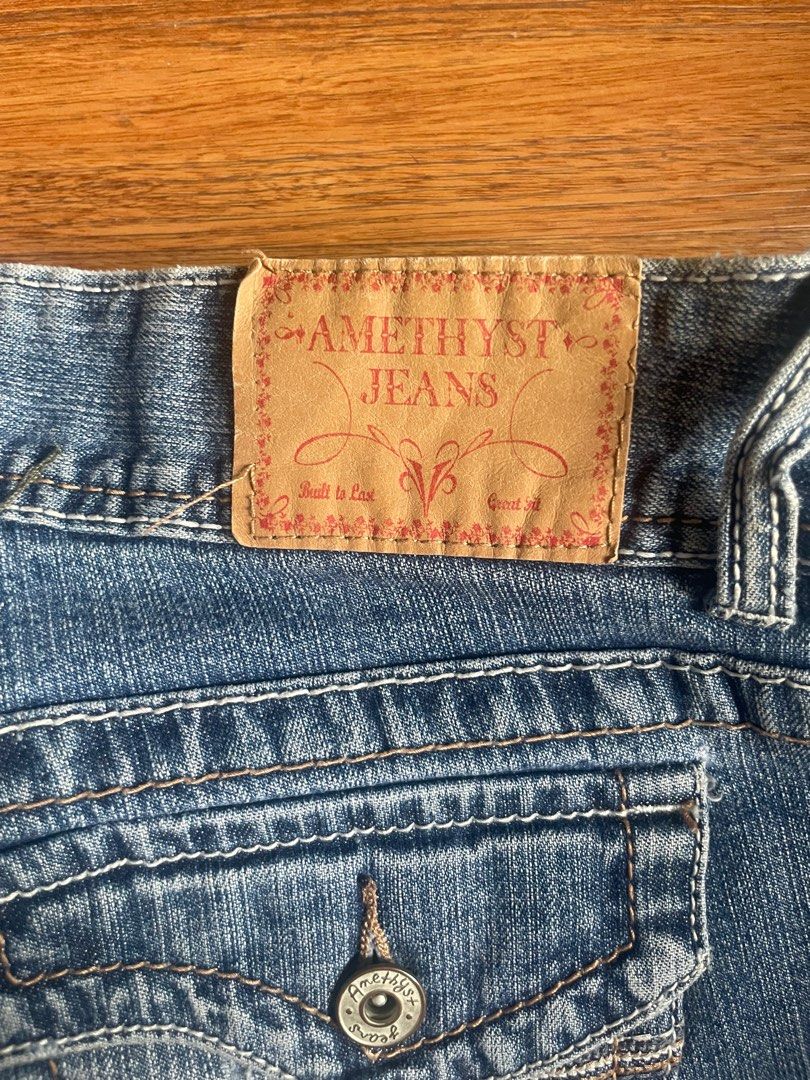 Y2K low rise jeans (Category: Jeans) located in Binan City. Submitted by missing1naction (Listing ID 1440671040, Image 3). Description: .