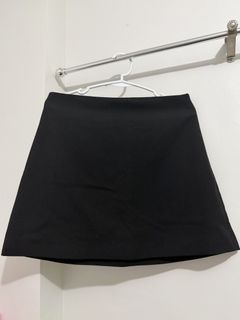 (Category: ) located in . Submitted by l.a.wardrobe (Listing ID 1440614455, Image 1). Description: .