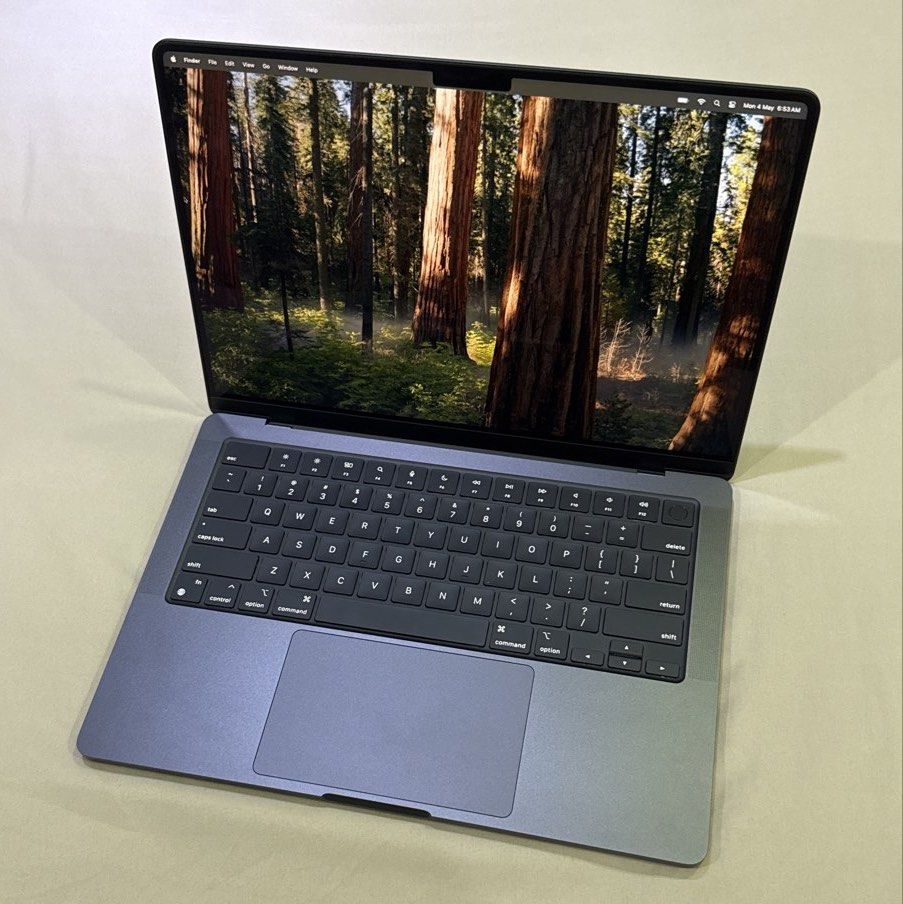 (24GB/512GB) Apple M4 Pro MacBook Pro 14" - Space Black