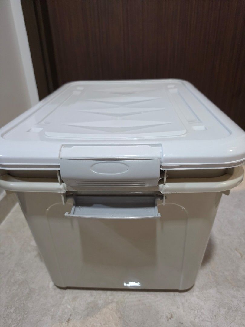 80L Storage Box with Lid443948607556167682
