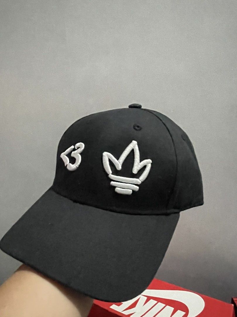 Adidas Originals Five-Panel Cap (Category: Caps & Hats) located in Balagtas. Submitted by asgmatters (Listing ID 1435904954, Image 1). Description: - Adidas Five-Panel Cap - Brand new.
