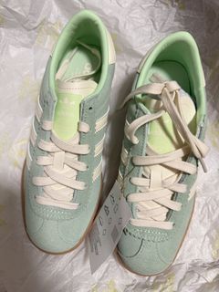 （分類：）位於 。 由 elephantgraceeeee 提交（商品編號 1435854352，圖片 1）。簡介： 。