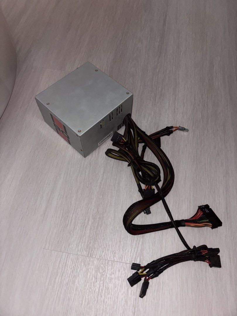 AeroCool E80-500 500W Power Supply (PSU) - 80+ Efficiency444350387549655042
