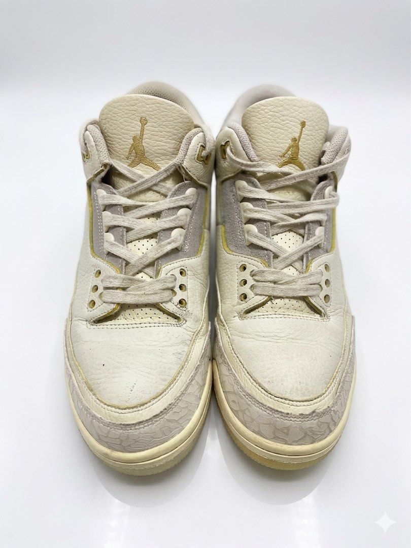 Air Jordan 3 "J Balvin" (Category: Sneakers) located in Lapu Lapu. Submitted by sneakernova (Listing ID 1435748994, Image 2). Description: Jordan 3 "J Balvin" Size 11 Excellent Condition Needs Cleaning Only!! Location: Cebu Can ship nationwide.