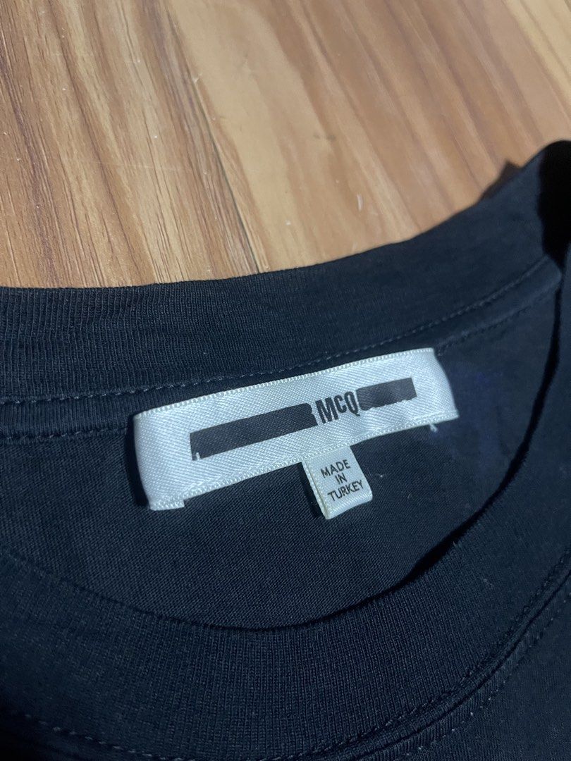 Alexander McQueen Shirt (Category: Tshirts & Polo Shirts ) located in Bulacan. Submitted by sanjisthrift (Listing ID 1435808669, Image 3). Description: Size Large Width 20.5 Length 29 Excellent Condition 9/10.