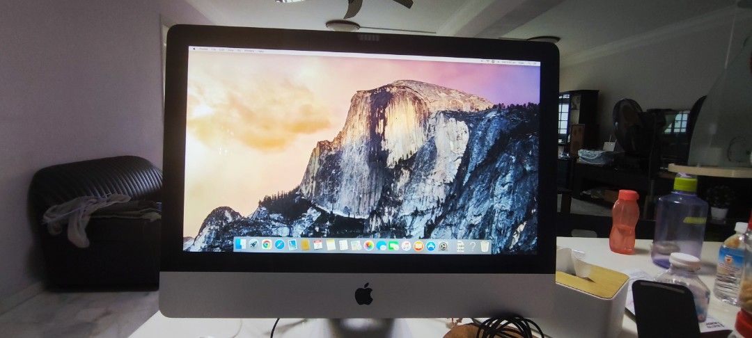 Apple iMac 21.5-inch (Late 2009)