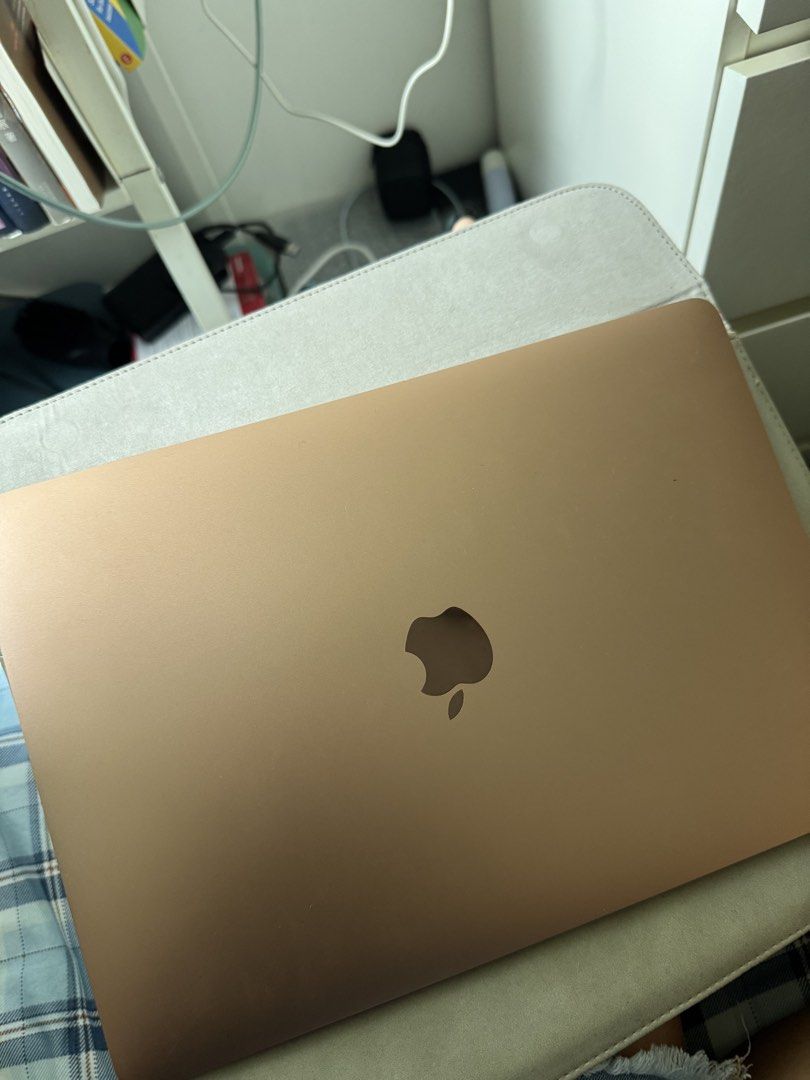 Apple MacBook Air 2018 - Rose Gold 8GB