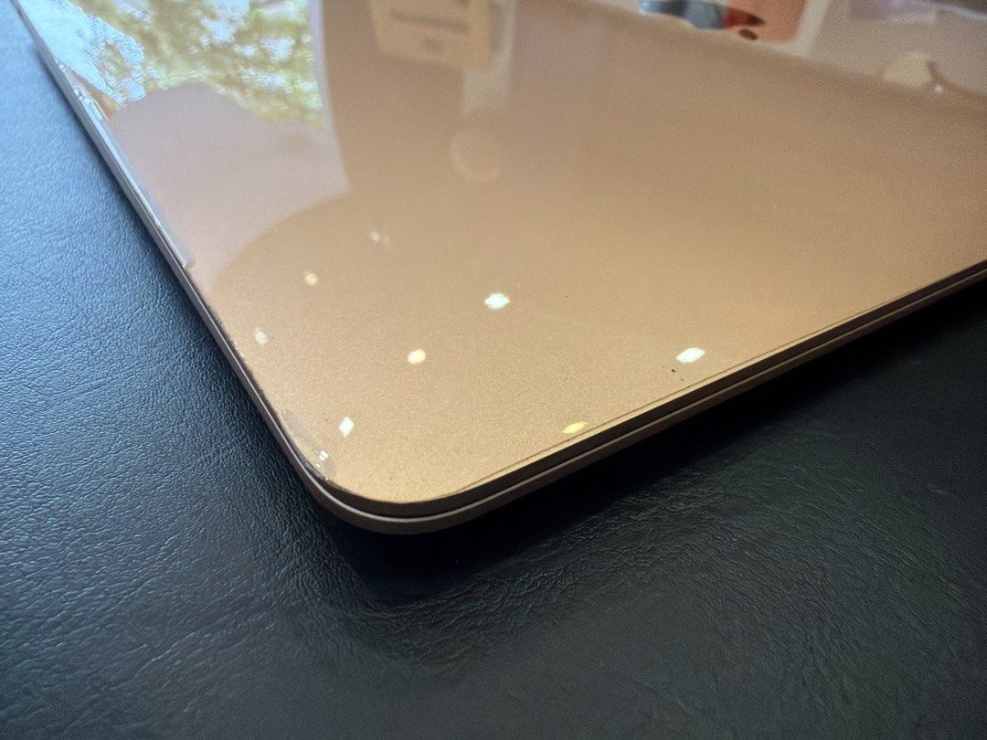 Apple Macbook Air - Gold443879421473597442