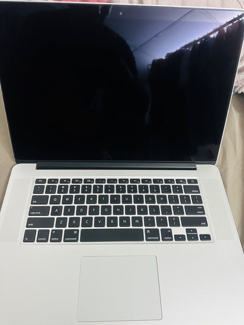 Apple MacBook Pro 15-inch (Mid 2014)444233576812400641