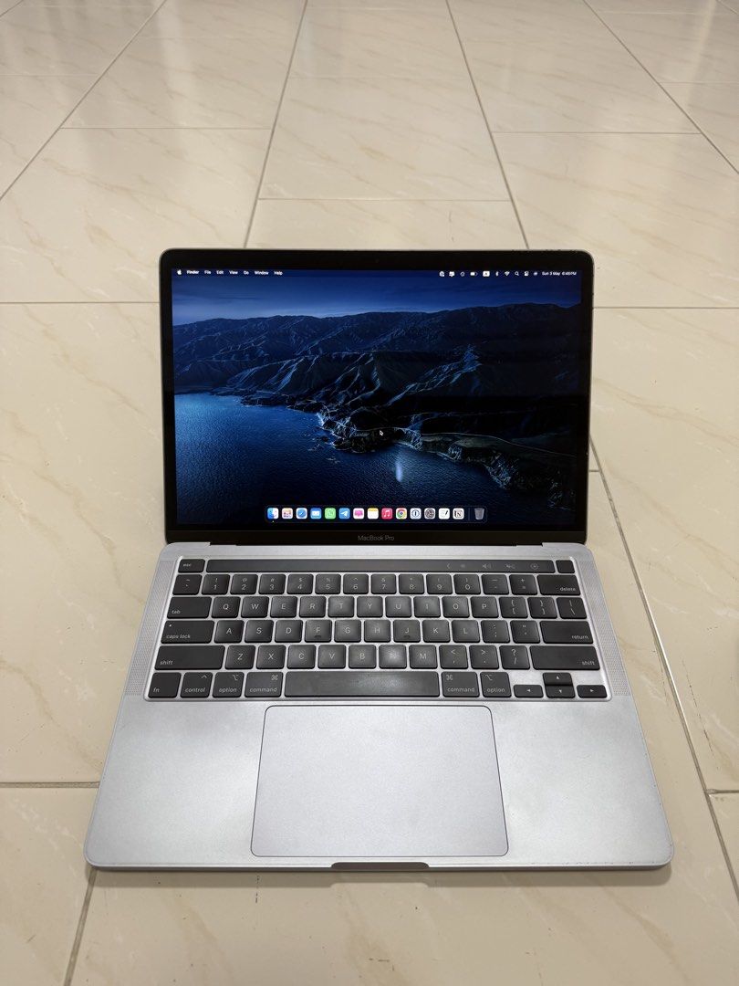 Apple MacBook Pro 2020 i5 256 GB444131184340510721