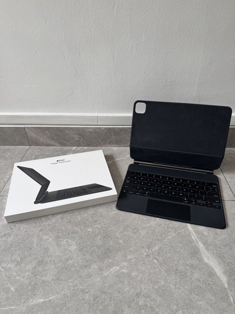 Apple Magic Keyboard - Black443775811846809600
