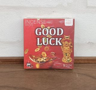 （分類：）位於 。 由 smmdotcom 提交（商品編號 1435807688，圖片 1）。簡介： 。