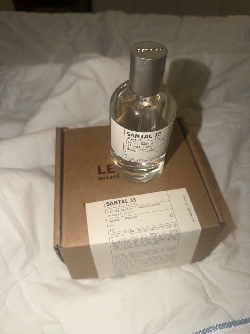 le labo santal 33 (Category: Fragrance & Deodorants) located in Las Pinas. Submitted by decluttering247 (Listing ID 1435885459, Image 2). Description: literally just found this from my cousin! never used it! was told it was a dupe scent profile (Exact Notes): • Top: Violet Accord, Cardamom • Heart: Iris, Ambrox • Base: Sandalwood, Cedarwood, Leather, Musk Details: • 100ml / 3.4 fl oz • Eau de Parfum • Brand new, sealed • Long-lasting & projects w