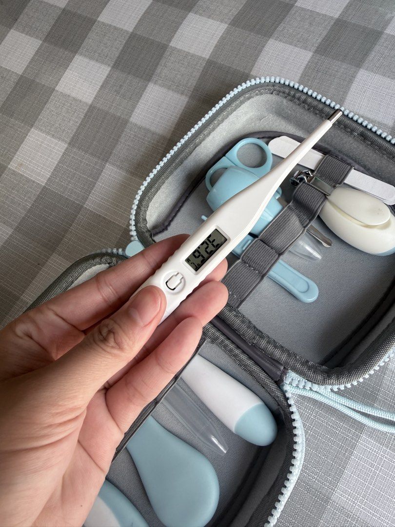 Baby Clouds Grooming Kit (Category: Baby Toiletries & Grooming) located in Tanza. Submitted by mightystar-133e08 (Listing ID 1435722170, Image 3). Description: - Baby Clouds grooming kit for essential baby care. - Includes: comb, brush, nail clippers, scissors, and digital thermometer. - Features a light blue, zippered case. - Designed for easy storage and portability. - Convenient handle for carrying. -slightly negotiable .