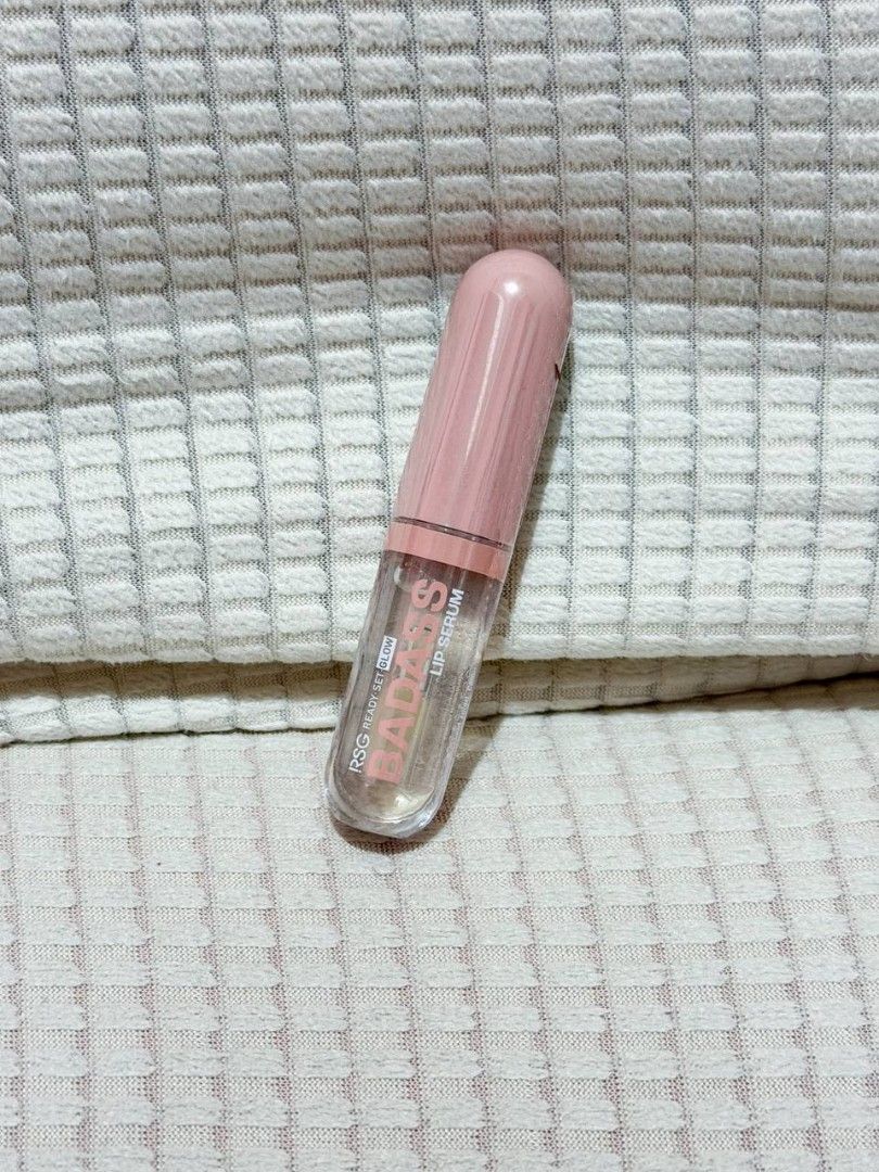 Badass Lip Serum (Category: Makeup) located in Manila. Submitted by tryitoutfirst (Listing ID 1435715803, Image 1). Description: - Badass Lip Serum - Key Ingredients: Ceramide, Olive Oil, Vitamin E - Imported product - Exclusively distributed by Golden Ocean Skin Solutions Inc. - Batch Code: BLS-004 - Expiry Date: September 2025.