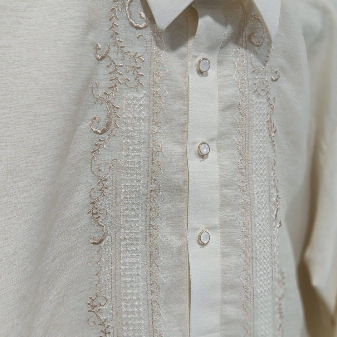 Barong Tagalog (Brand: Titan) (Category: Formal Shirts) located in Dasmarinas. Submitted by yourlowkeyguy (Listing ID 1435745338, Image 3). Description: Selling brand new barong tagalog. RFS: Bought this as a gift but not fit to the recipient. Size: L Brand: Titan SRP: 5,499 Bought in: Landmark Festival Mall Selling price: 3,500.