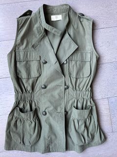 (Category: ) located in . Submitted by at.preloved (Listing ID 1435774225, Image 1). Description: .