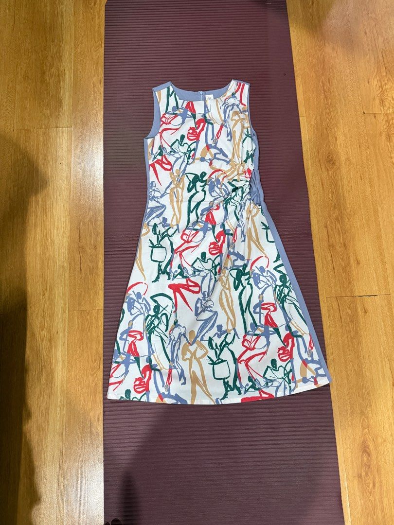 Bayo Printed Dress (Category: Dresses) located in Quezon City. Submitted by hapidrops (Listing ID 1435728027, Image 1). Description: xs on tag, can for s - m.