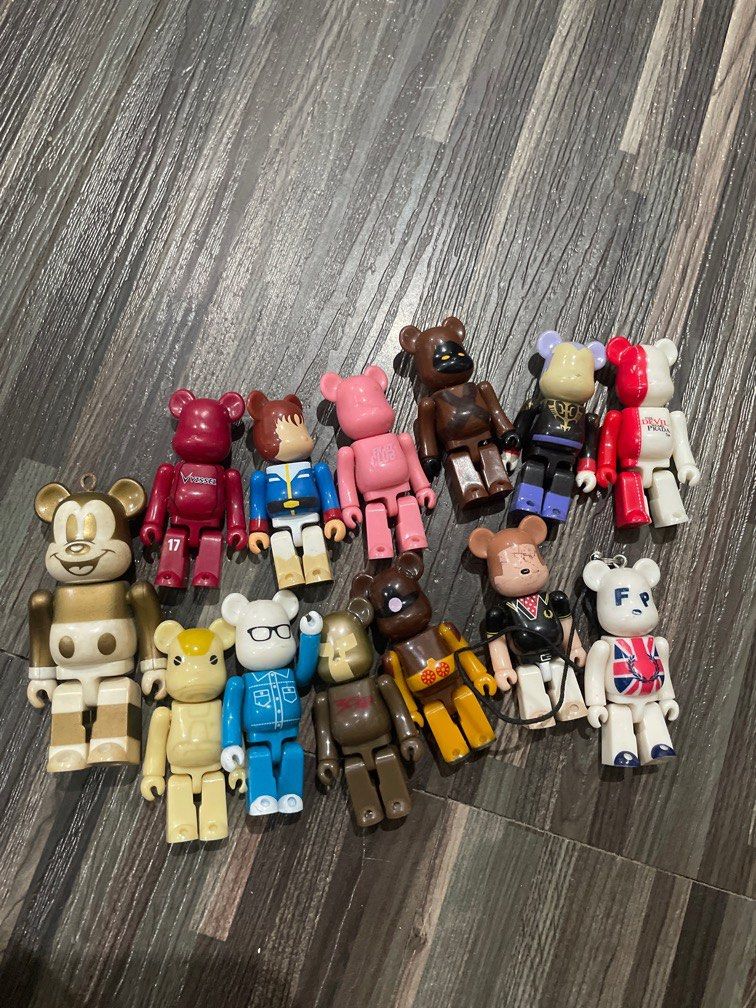 Bearbricks mini (Category: Designer & Blind Box Toys) located in Bocaue. Submitted by vintagecollector_ (Listing ID 1435814458, Image 1). Description: Bearbricks 500 only take all.