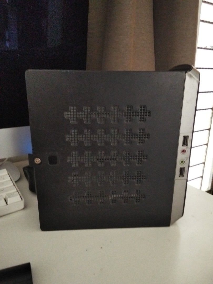 Black Computer Case - Unknown Brand443785481804195840