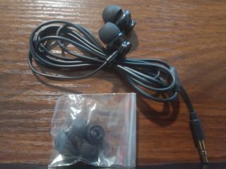 (Category: ) located in . Submitted by tasslehoff57803 (Listing ID 1435824580, Image 1). Description: .