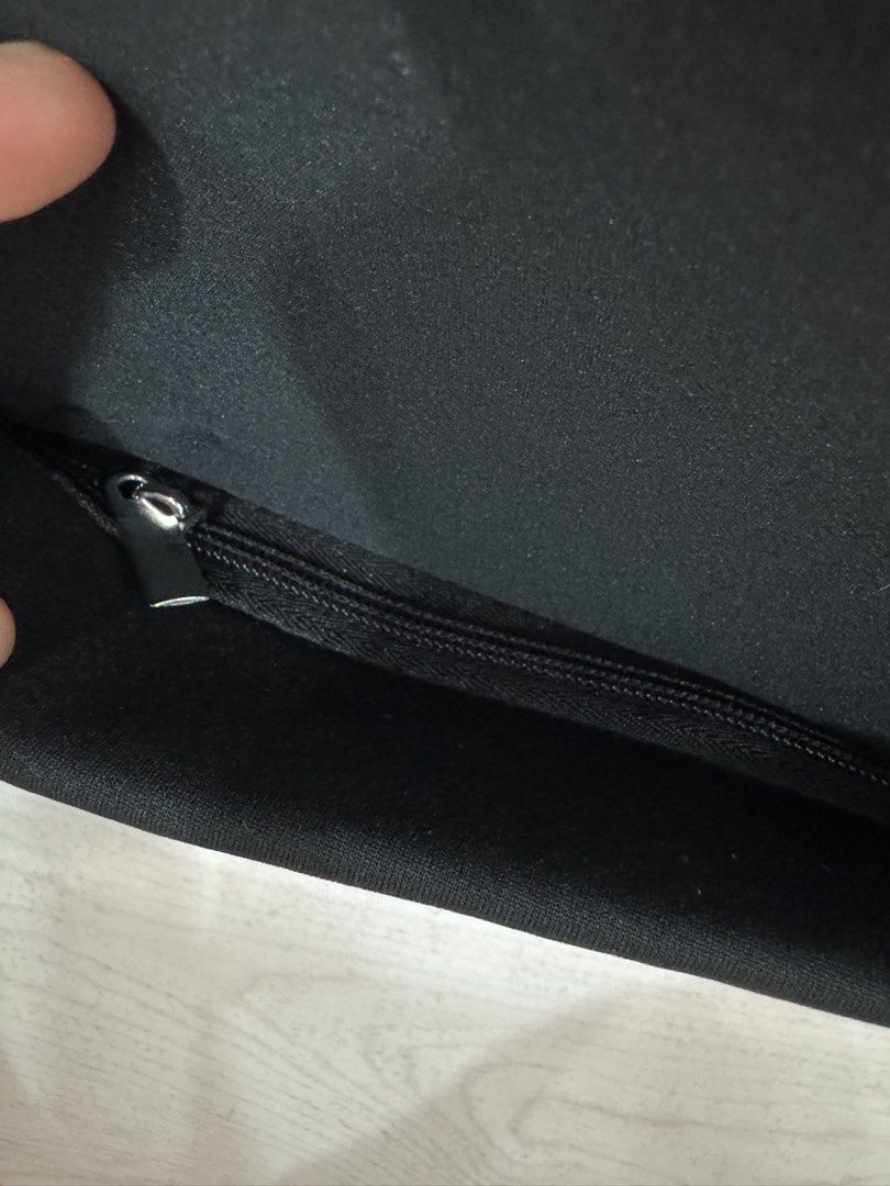 Black Laptop Sleeve - New Condition444125930828615681