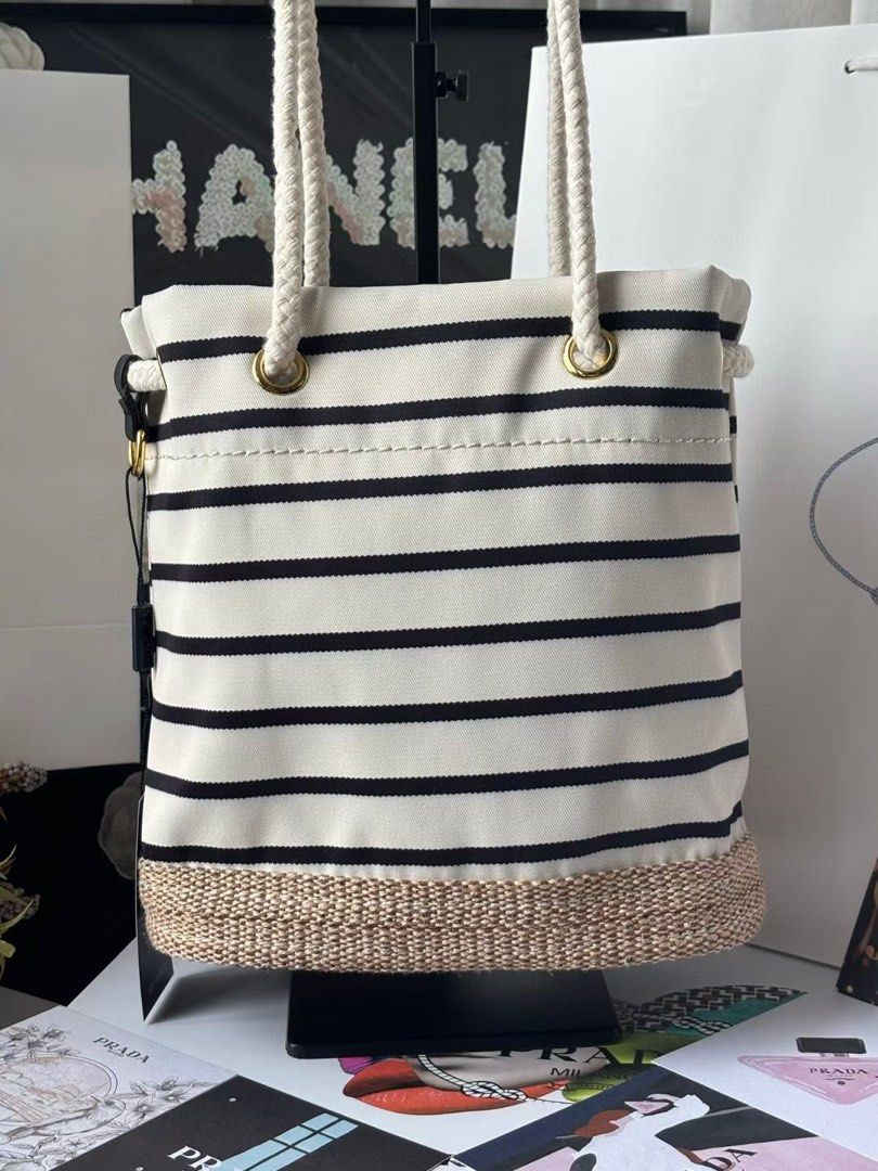 Black Striped Canvas Bag VIP GIFT | GWP (Category: Beach Bags) located in Bulacan. Submitted by closetbyally (Listing ID 1435891996, Image 3). Description: Size: 24x13x25 Due to manual measurement and different measurement methods, please allow 1-3cm deviation. PREORDER NO RUSH SHIPPING! If in doubt, don’t buy! Pls read before ordering. Actual pic posted All prices are fixed. No haggling Strictly PAYMENT FIRST & Shipping only We can also do lalam