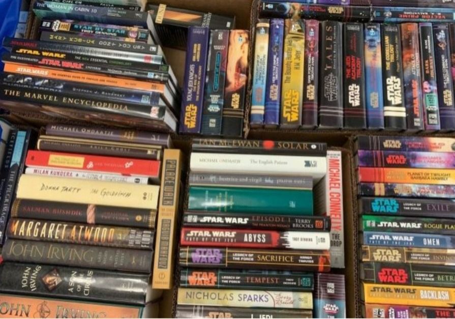 Books per kilo for sale (Category: Storybooks) located in Manila. Submitted by rsamselleracc_fire (Listing ID 1435767034, Image 1). Description: Sf to be shouldered by buyer MOP: GCASH MOD: LALAMOVE Get 1 kilo of mixed fiction titled books for only Php 100 pesos🤗❤️‍🔥❤️‍🔥📚📚📚 Can do meet up if near the area😊 Locations available: - Molino homes 1 bacoor, cavite -SM Manila .