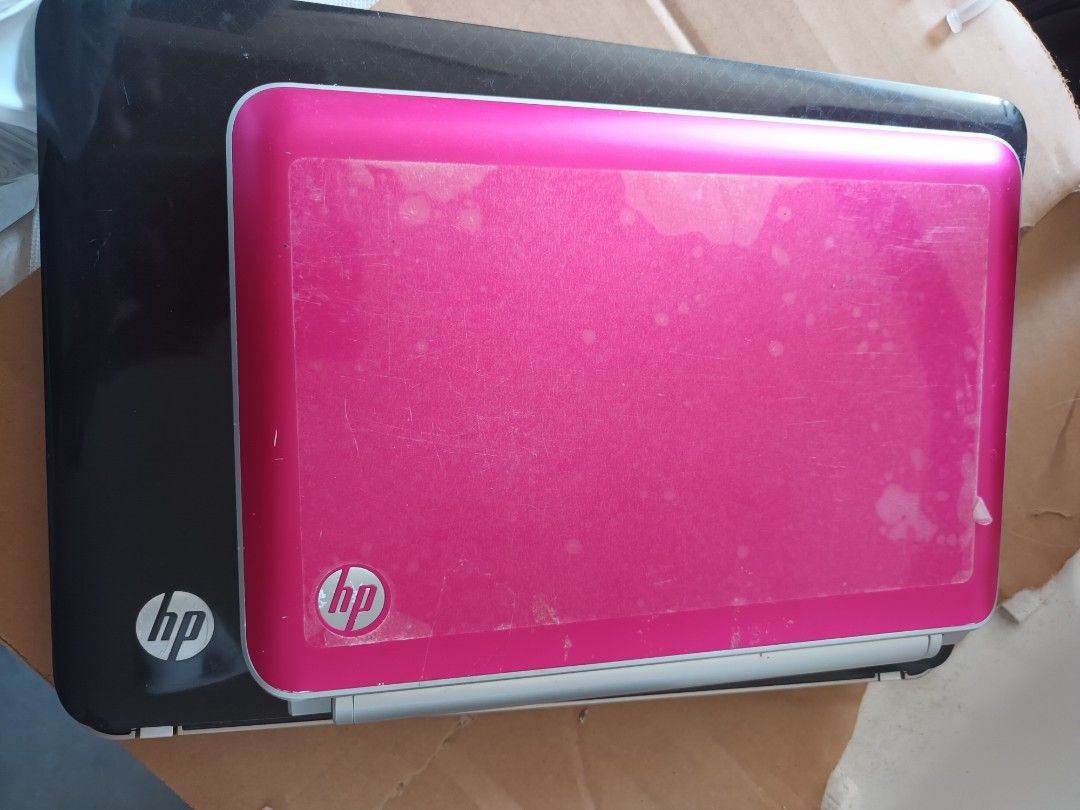 broken laptops443767869082839041