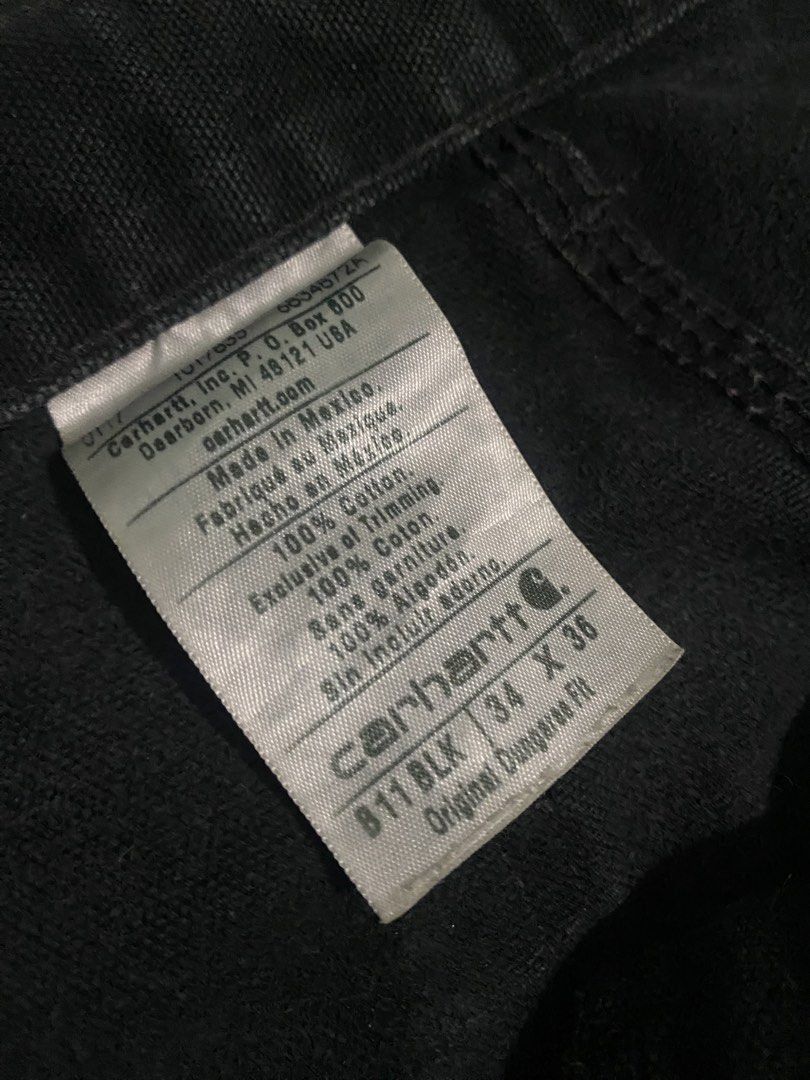 Carhartt b11 blk carpenter pants (Category: Jeans) located in Manila. Submitted by ycy.offside (Listing ID 1435730048, Image 2). Description: - Carhartt painter pants - Color: Black - Size: 34x36 - Classic workwear design - Multiple pockets - Durable construction - Material: 100% cotton - Fit: Original Dungaree Fit.