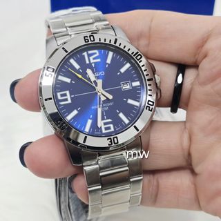 (Category: ) located in . Submitted by affordablefashion (Listing ID 1435786046, Image 1). Description: .