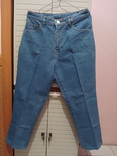(Kategori: ) berada di . Dikirim oleh preloved.rn (ID iklan 1435824569, Gambar 1). Deskripsi: .