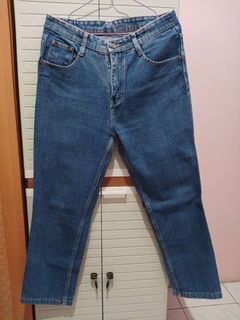 (Kategori: ) berada di . Dikirim oleh preloved.rn (ID iklan 1435826558, Gambar 1). Deskripsi: .