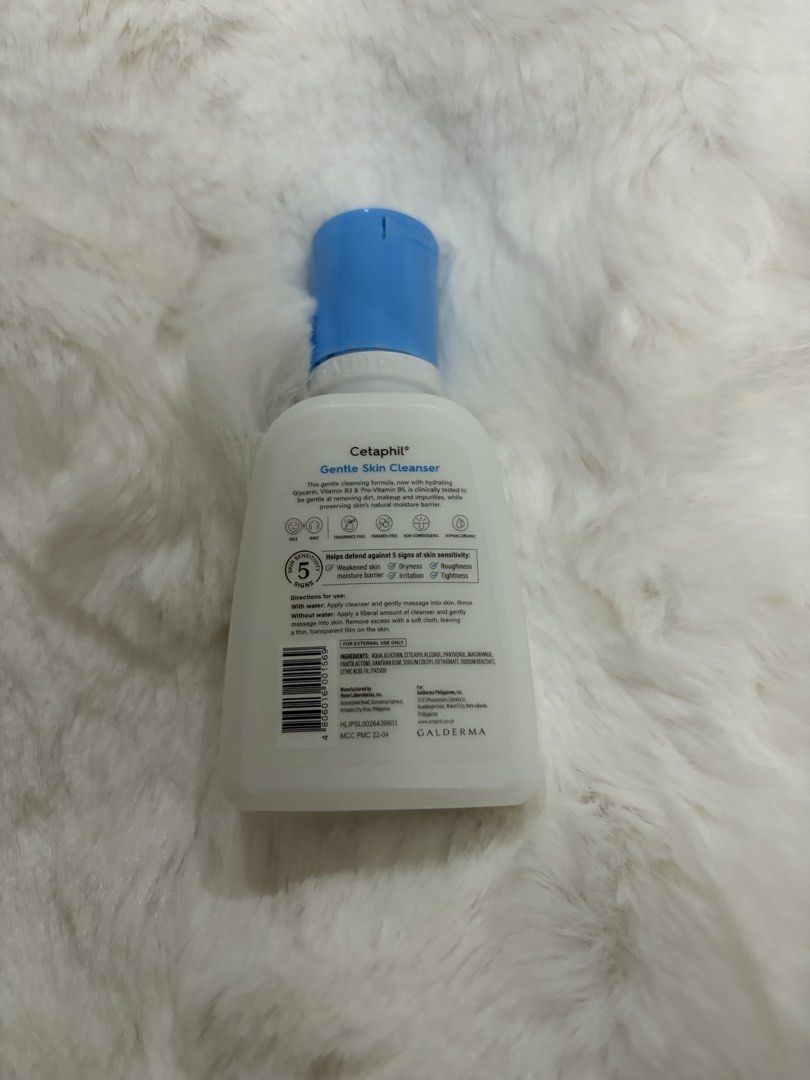 Cetaphil Gentle Skin Cleanser 60ml (Category: Face Care) located in Manila. Submitted by dermcare101 (Listing ID 1435879177, Image 3). Description: - For all skin types - Hydrates while cleansing - Contains Glycerin, Vitamin B3, and Pro-Vitamin B5 - Expiry date: June 2028.