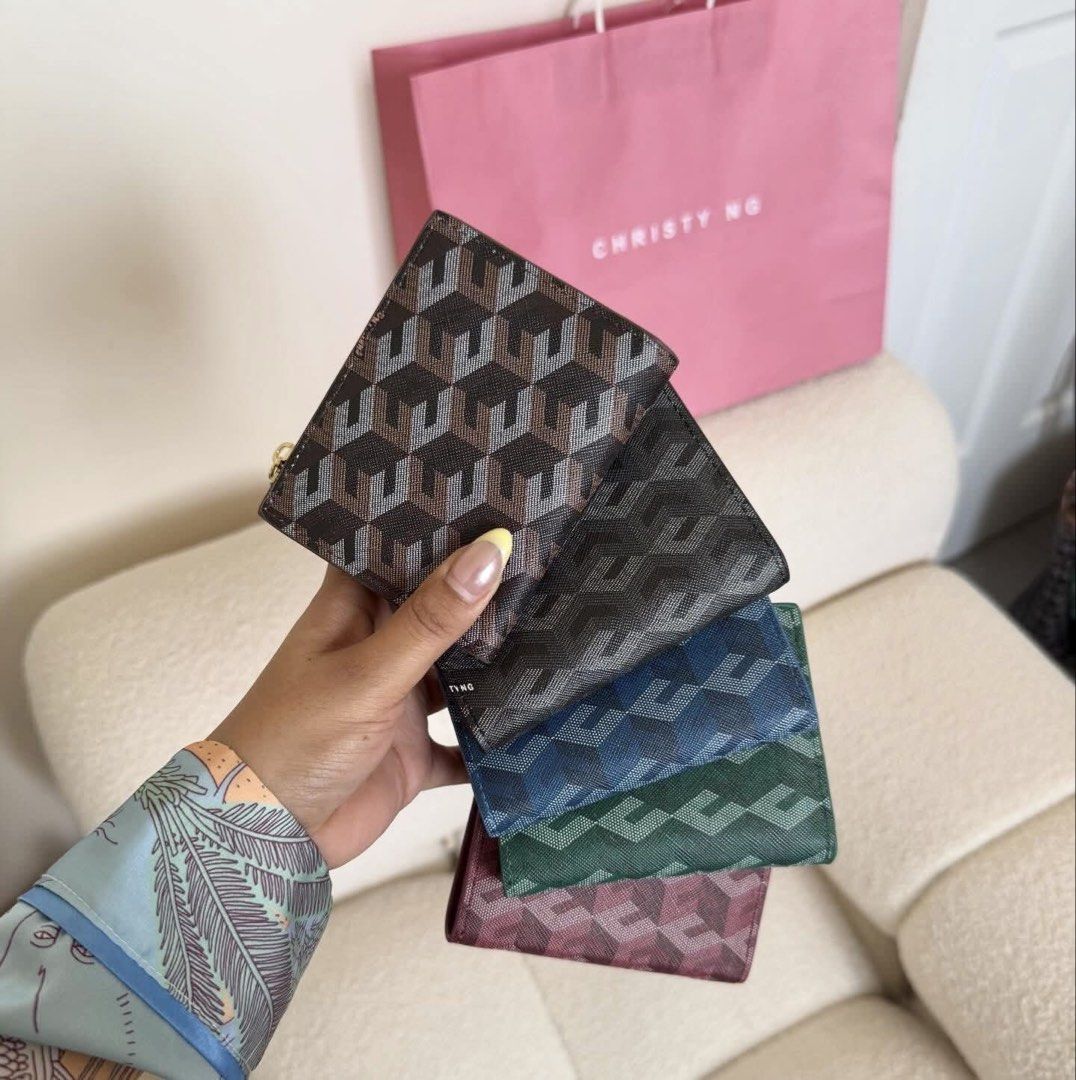 Christy Ng Erin Small Wallet (Category: Wallets & Card holders) located in Bulacan. Submitted by mykakarizza (Listing ID 1435829459, Image 1). Description: RESTOCKKKK ✨✨ ₱600 only with box Christy Ng Erin Small Wallet 10 card slots, 1 cash compartment & 1 zipped pocket 4.5" (L) x 3.4" (H) x 0.4" (W) Add paperbag 100 📸 Actual pics! 🙋🏻‍♀️ ─── ✦ ─── ✦ ─── ✦ ─── ✦ ─── 🛍️ LOOKING FOR MORE RESELLERS 🛍️ ✨ Buy 3 pcs of ANY items — FREE SHIPPING NA!�