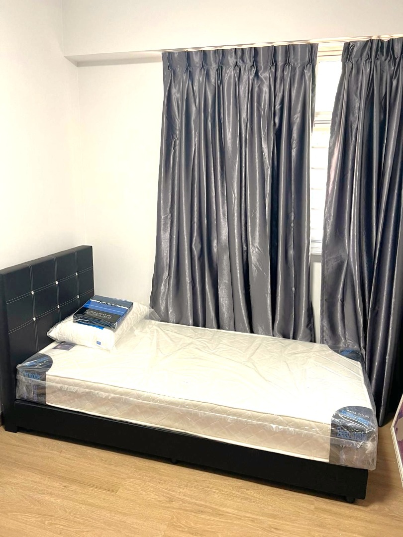 (Category: ) located in . Submitted by your_rental_specialist (Listing ID 1435768642, Image 1). Description: .