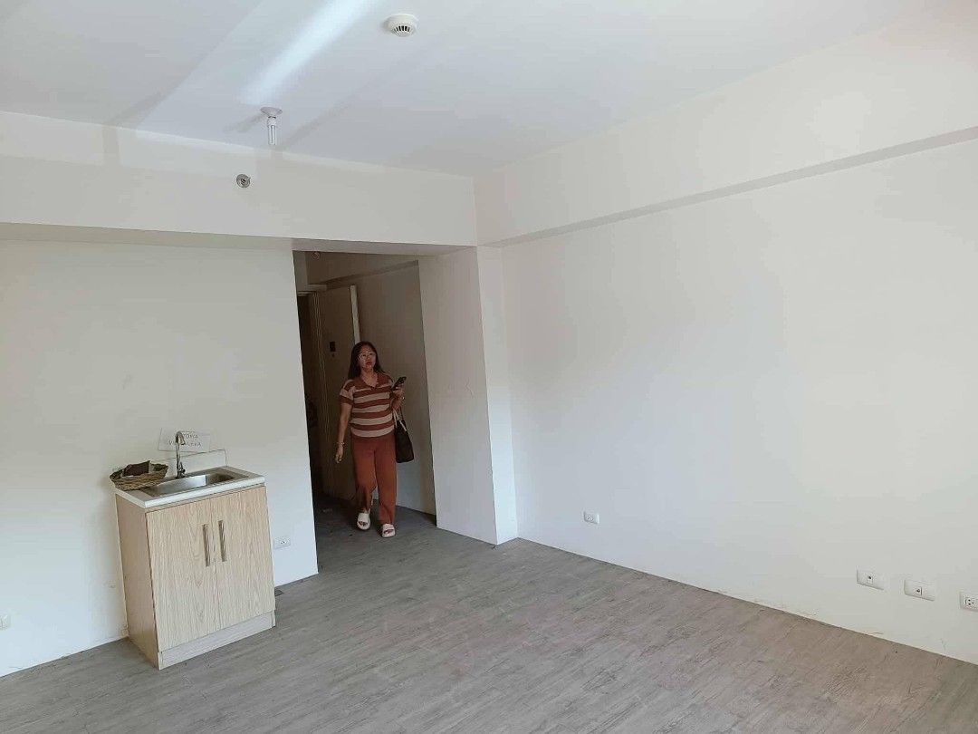 Condo in Amaia Steps Bicutan (Category: Apartments & Condos) located in Marikina City. Submitted by vhanzmangaligmail.com (Listing ID 1435867861, Image 3). Description: Looking for an affordable condo? Amaia Steps,Bicutan Ready for occupancy. Studio type bare unit Selling only @2.2M Located at Bicutan Paranaque near to NAIA Terminals.