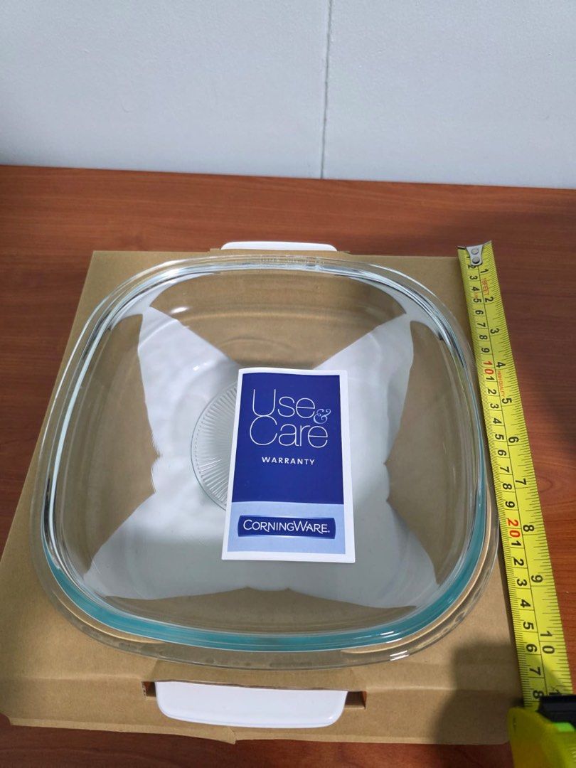 CorningWare Peanuts 5L Covered Casserole Dish - Limited Edition444181270149867524