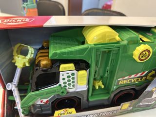 (Category: ) located in . Submitted by yemie (Listing ID 1435717522, Image 1). Description: .