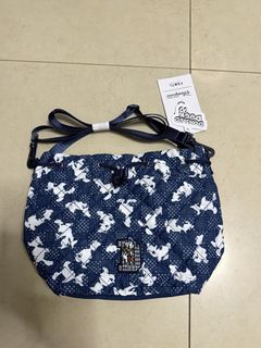 （分類：）位於 。 由 phophoga 提交（商品編號 1435769596，圖片 1）。簡介： 。