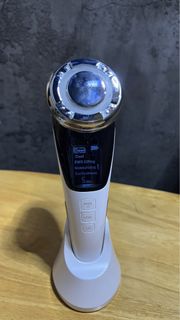 （分類：）位於 。 由 hk1083.com 提交（商品編號 1435873136，圖片 1）。簡介： 。