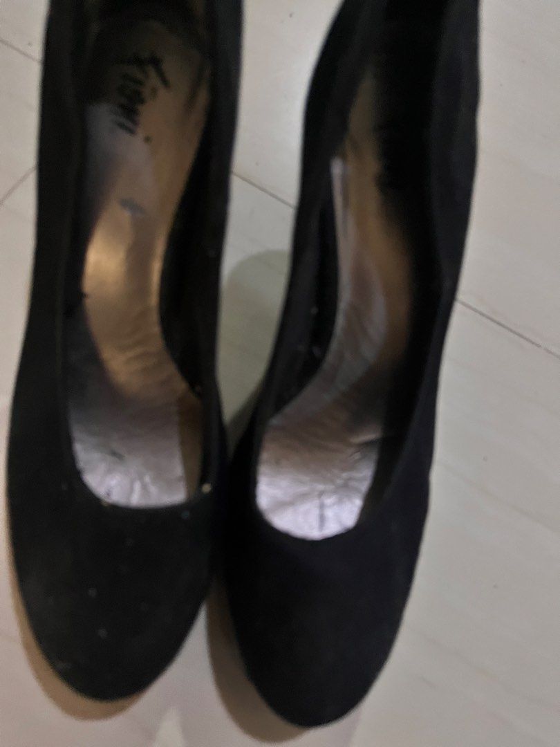 Fiore Black Heels (Category: Heels) located in Rizal. Submitted by authenticity17 (Listing ID 1435830111, Image 1). Description: - Black Fiore heels - Pointed toe - Stiletto heel - Suede-like material - Classic style - Some wear on insoles - Suitable for various occasions.