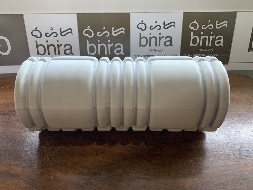 Foam Roller - Yoga - Massage - Stretcher (Category: Massage Devices) located in Carmona. Submitted by bihira (Listing ID 1435791357, Image 1). Description: Foam Roller - Yoga - Massage - Stretcher - WYSIWYG - As is.