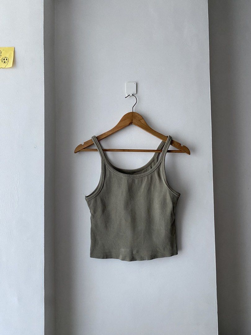 (2 Tanks) For Keeps Racer Tank Tops (Category: Sleeveless) located in Makati City. Submitted by kxthr (Listing ID 1435742545, Image 1). Description: Selling both tanks as a pair Our Racer Ribbed Tank features thin straps and a rounded high neck. Made in our signature bespoke fabric. Meant to have a body hugging and lifting fit, size up if in between sizes. Custom Ribbed Cotton/Elastane Blend Bra friendly and bra-less friendly Measurement of the p