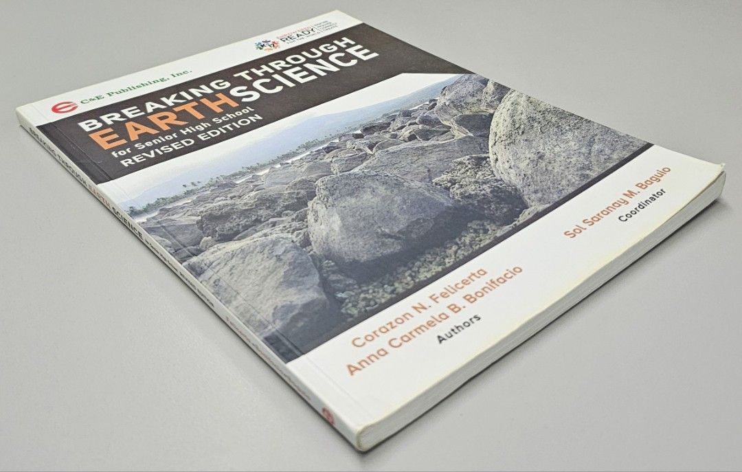 For SHS: Breaking Through Earth Science for Senior High School, Revised Ed. (Category: Textbooks) located in Quezon City. Submitted by the_l1ttlej0ys (Listing ID 1435838029, Image 3). Description: preowned but unused 🥳🥳🥳 copyright 2021 in very good condition 3 copies available: >copies # 1 and 3 = Php200 each >copy 2 (as shown in last 2 pics with blue paper on spine)= Php150 NOTE: 2017 edition also available for Php100 only..